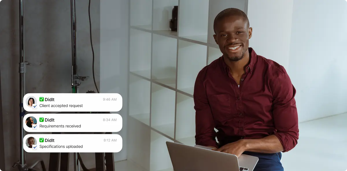 a business owner seeing messages from the Didit app